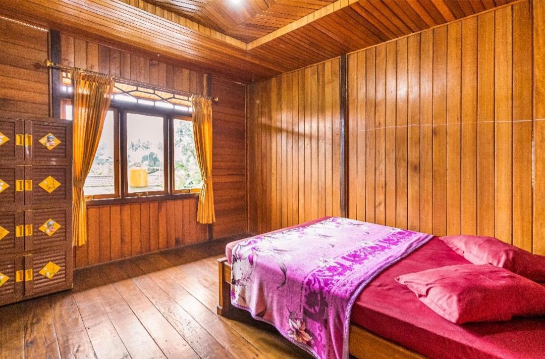 Villa Anjung Balak Чісаруа Екстер'єр фото